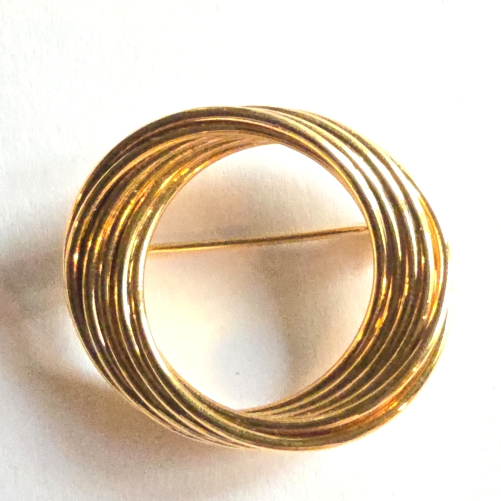 Vintage Napier circle brooch gold tone pin layered linked round open jewelry